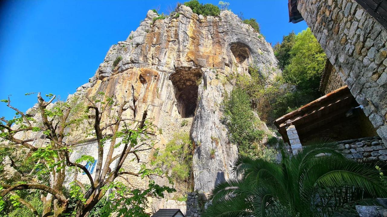 Bed and Breakfast Lou Mouli Di Baou Labeaume Exterior foto